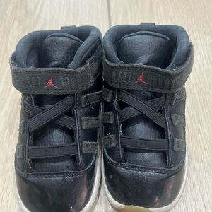 Jordan Kids Black and Red Sneakers